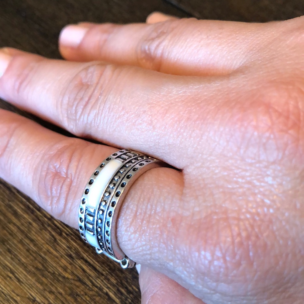 Ring